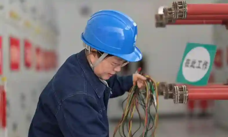 郜慧敏：巾帼不让须眉 柔肩撑起一片天