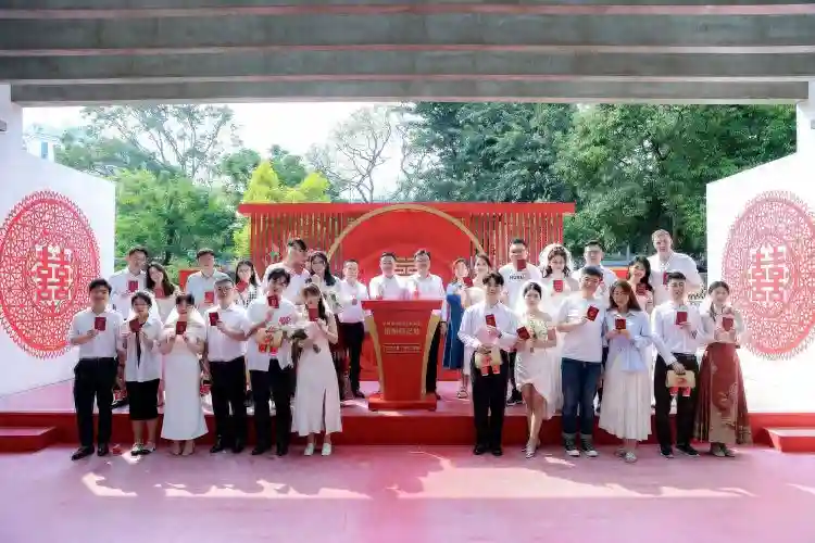 肯德基携手深圳！推出“福甜囍市”联名款咖啡
