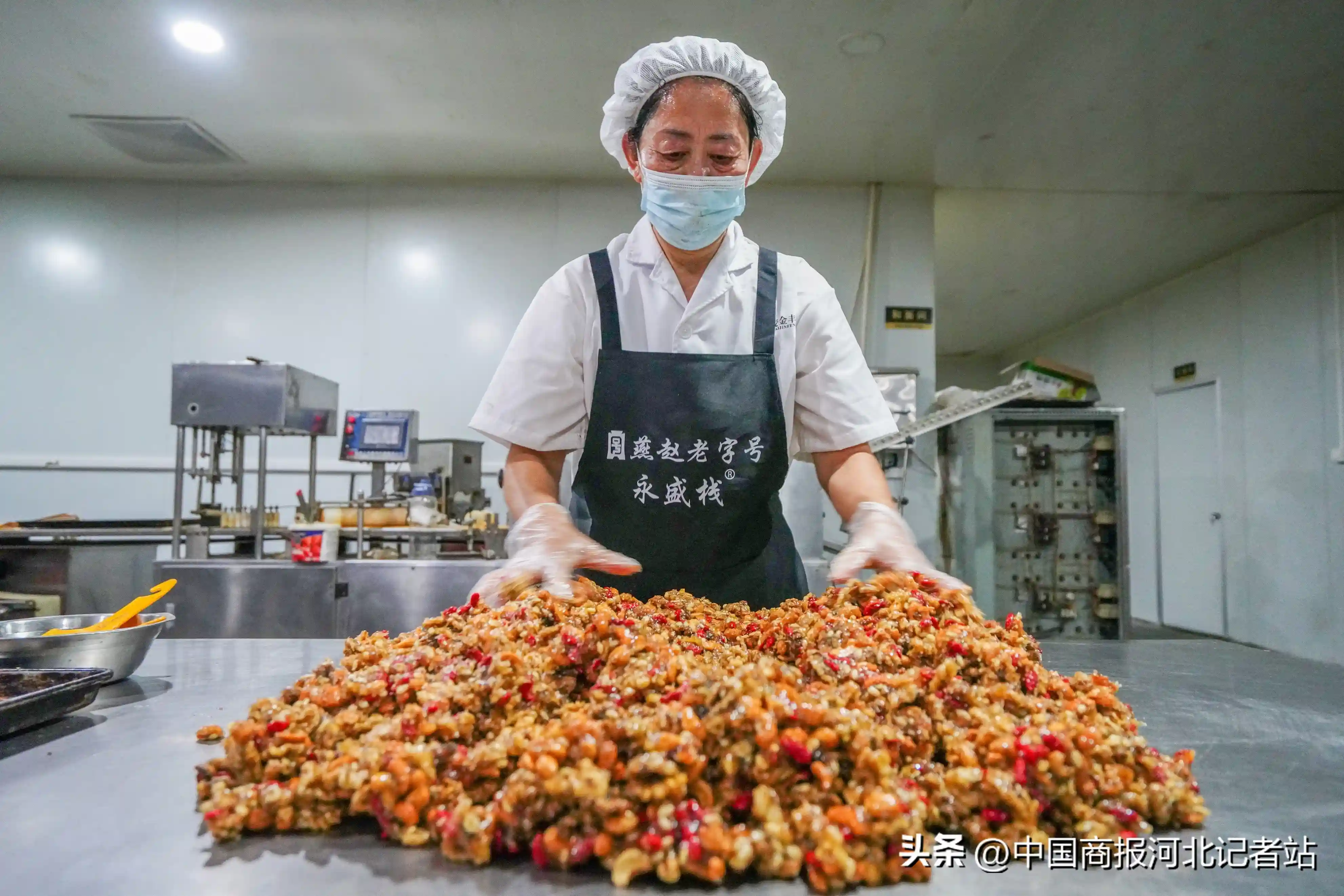 河北滦南：订单月饼生产忙