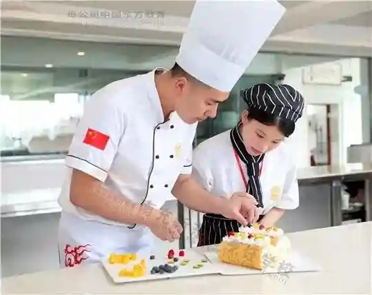 明明可以直接去酒店当厨师，为什么还要在新东方烹饪学校学上两年