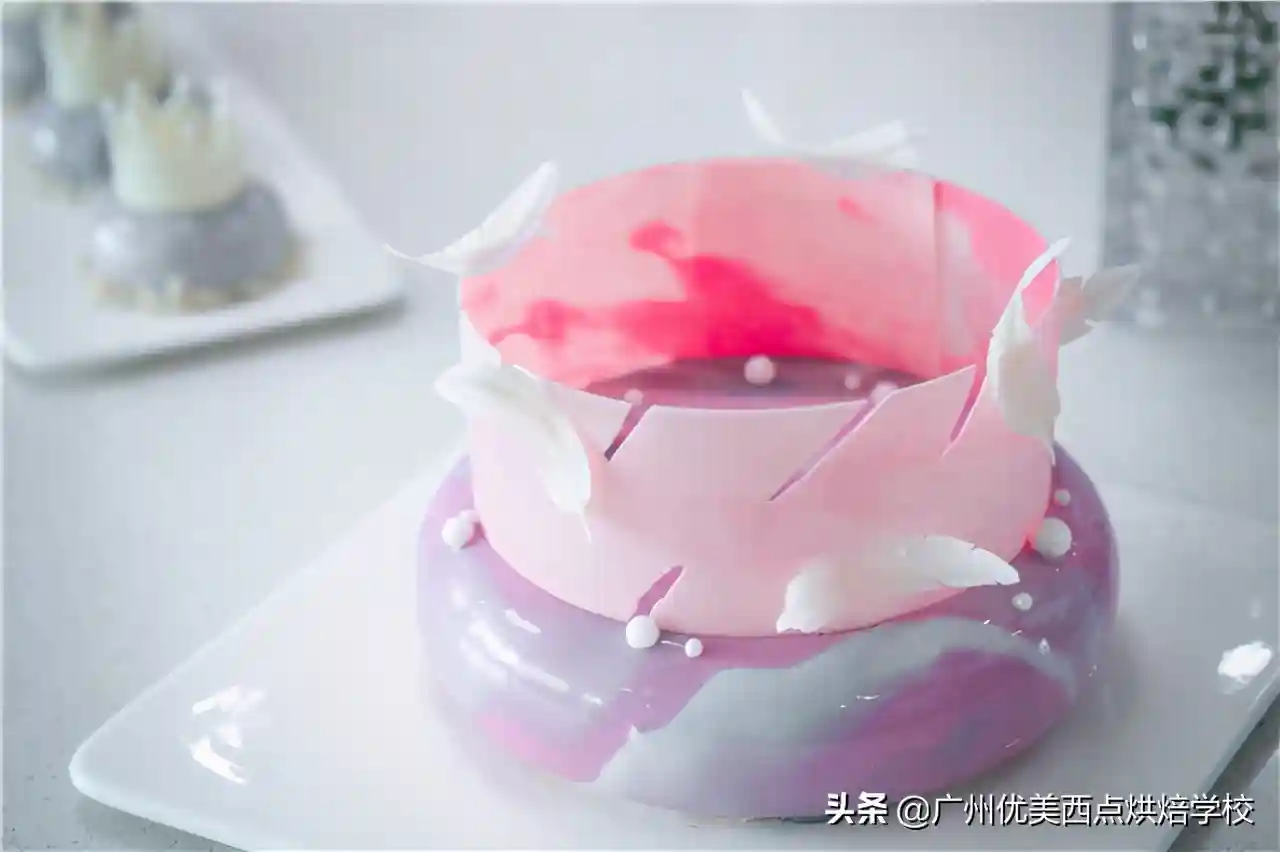 学做蛋糕哪里比较靠谱？为什么现在没人愿意当学徒了？