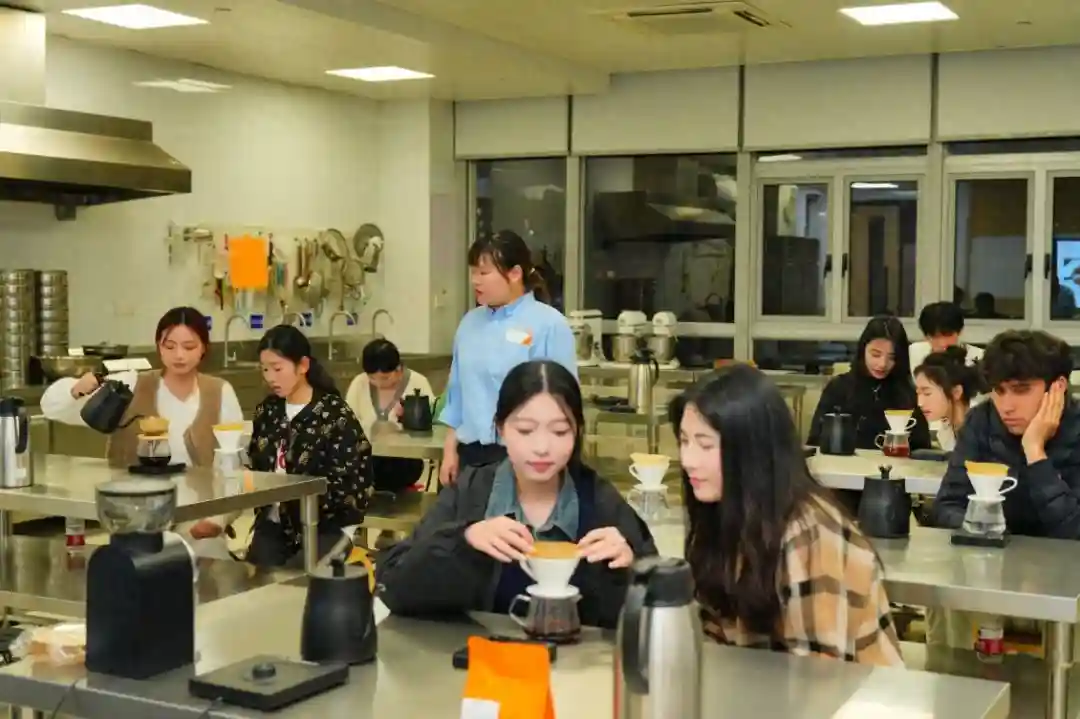 缤谷夜校冬季班开始报名！