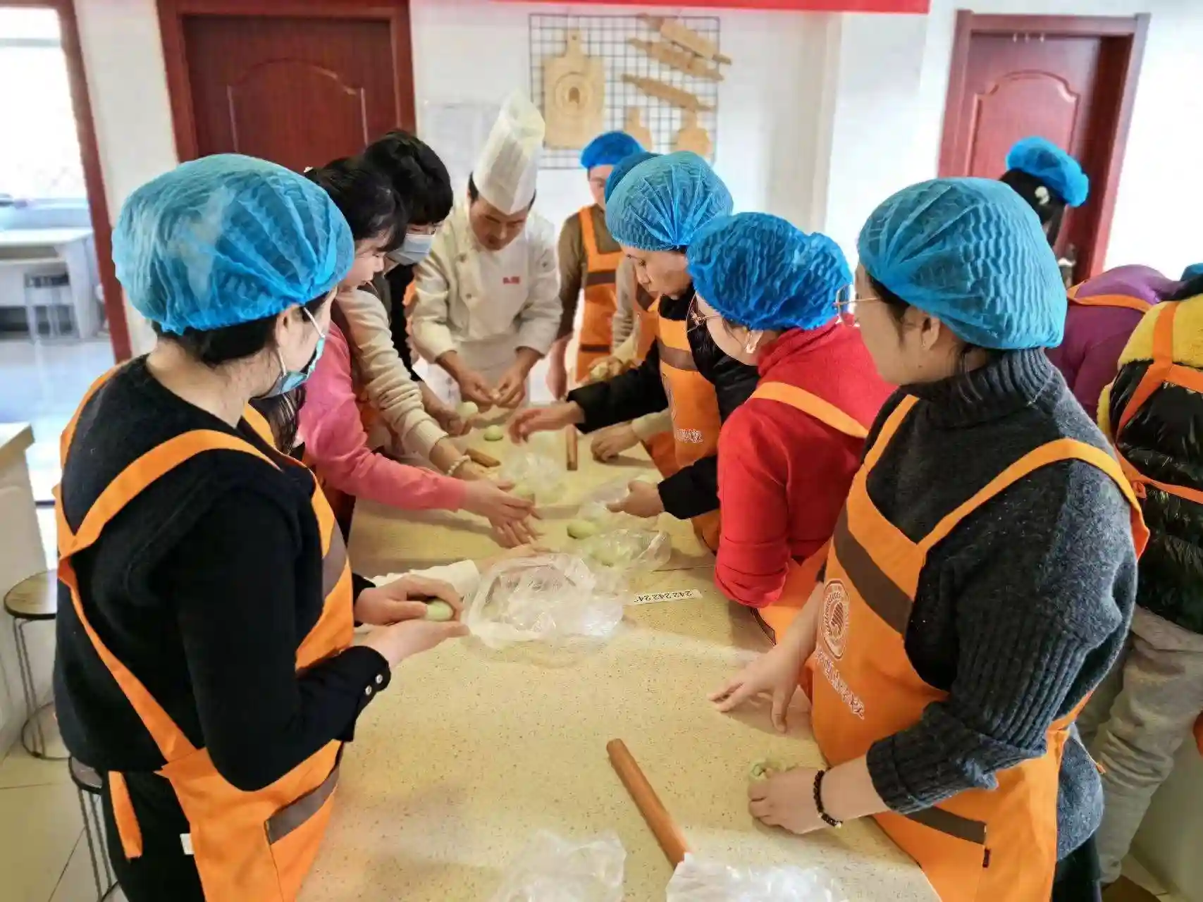 文化进万家 | 芝罘区黄山北社区：做花样饽饽 过祥和新年