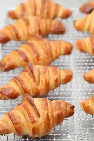 烘焙知识丨烘焙过程中需要熟知的原料及比例
