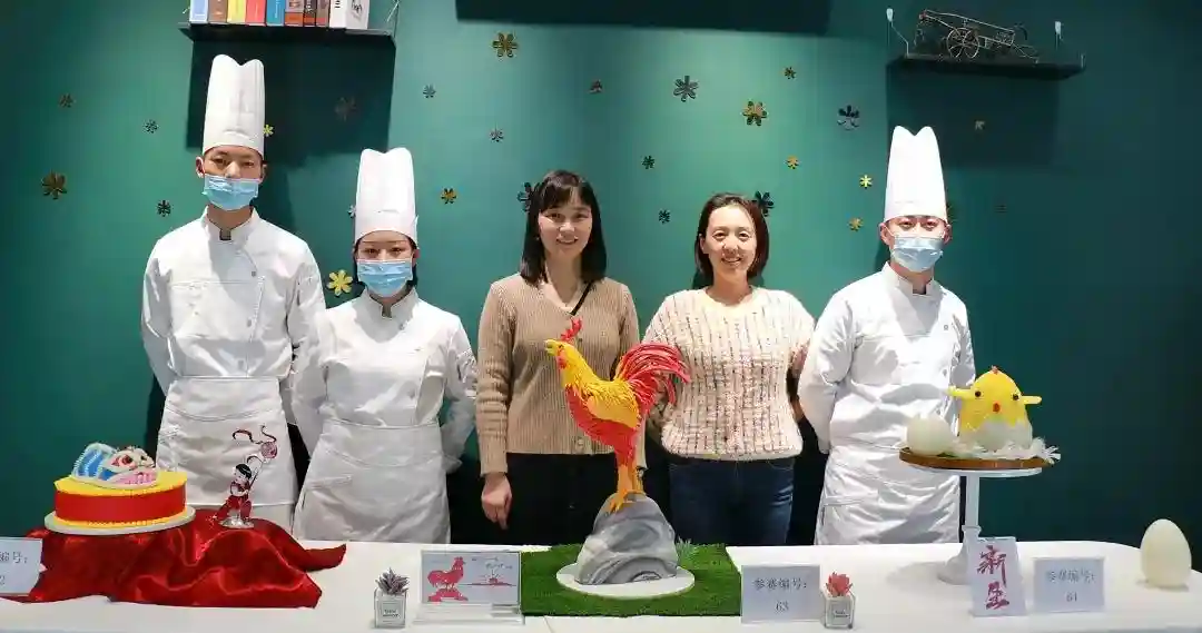 我校在全国职业技术院校在校生创意西点技术大赛中荣获佳绩