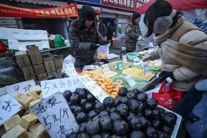 周末到东北 | 逛“冻物乐园”，感受乡味与烟火