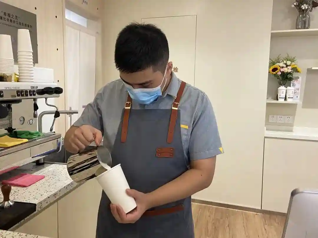 上海又一家自闭症咖啡馆开业：位于市中心，商业化运作